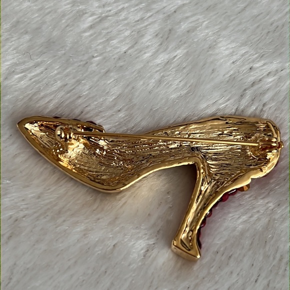 Vintage Pave crystal red pump brooch - Picture 2 of 3